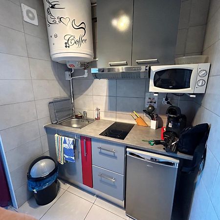 Charmant Studio 20 M De La Plage カネ エクステリア 写真
