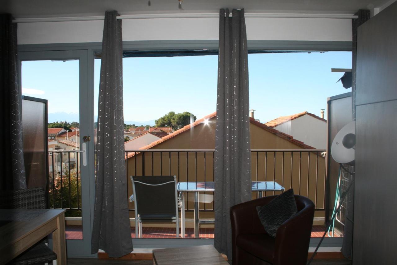 Charmant Studio 20 M De La Plage カネ エクステリア 写真