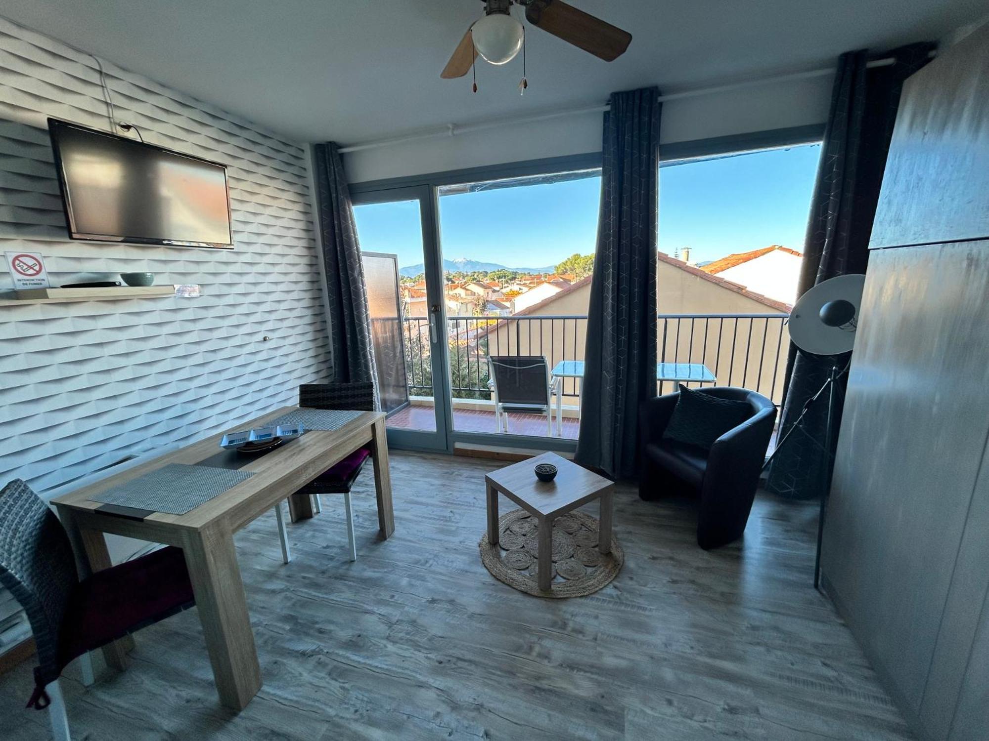 Charmant Studio 20 M De La Plage カネ エクステリア 写真