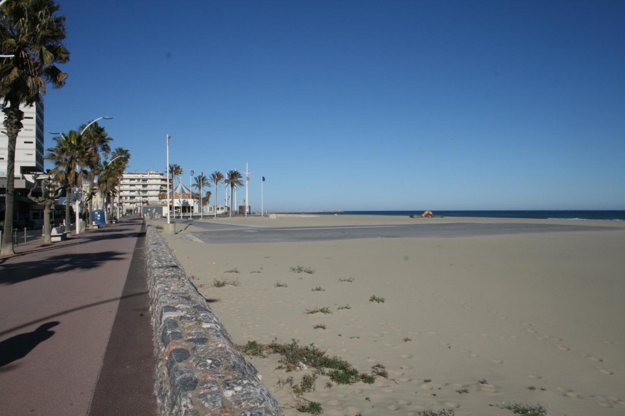 Charmant Studio 20 M De La Plage カネ エクステリア 写真