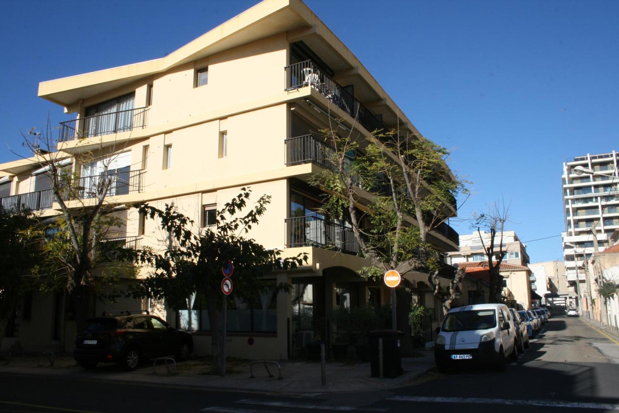 Charmant Studio 20 M De La Plage カネ エクステリア 写真